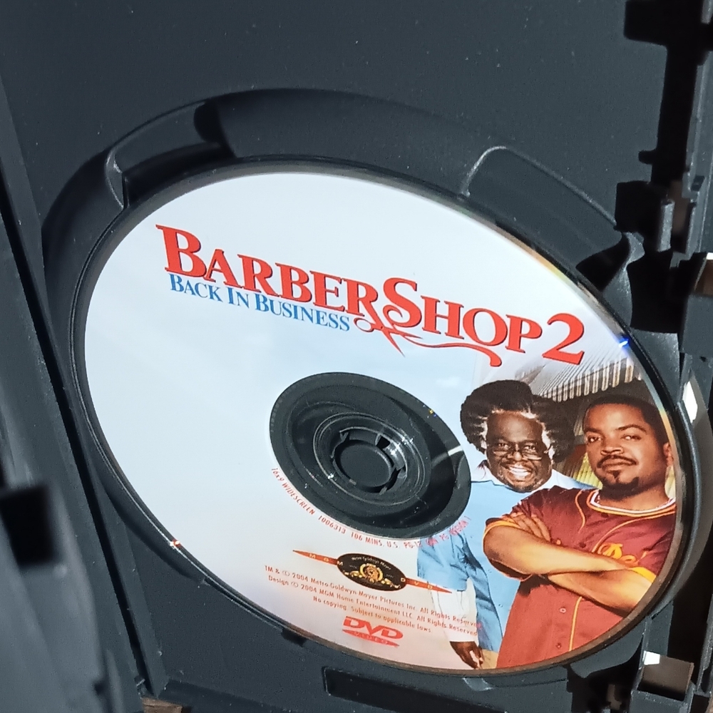 DVD Barber Shop 2 Back In Business - Picture 3 of 4